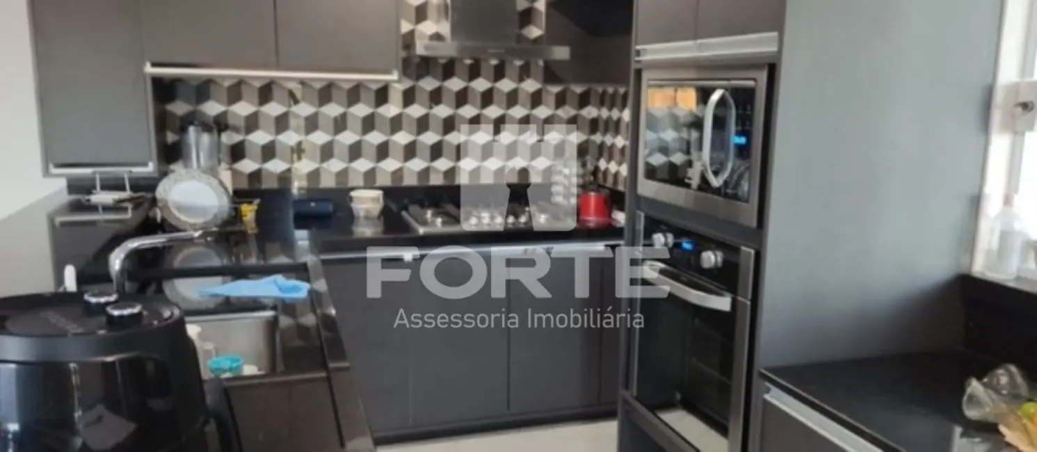 Casa com 3 quartos à venda, 210m2 em Residencial Colinas, Mogi Das Cruzes - SP - imagem 2 Foto 2 de Casa com 3 quartos à venda, 210m2 em Residencial Colinas, Mogi Das Cruzes - SP