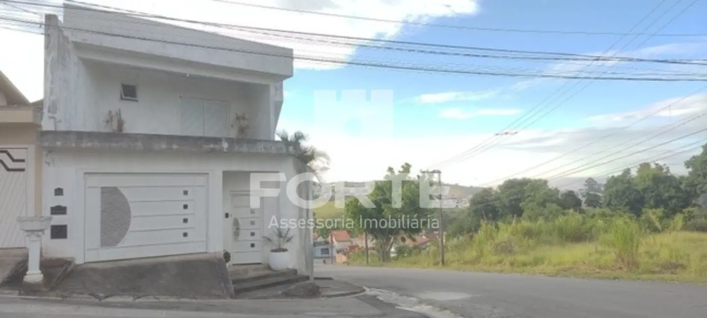 Casa com 3 quartos à venda, 210m2 em Residencial Colinas, Mogi Das Cruzes - SP - imagem 8 Foto 8 de Casa com 3 quartos à venda, 210m2 em Residencial Colinas, Mogi Das Cruzes - SP