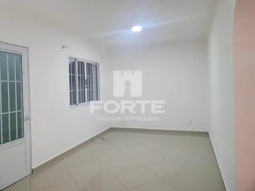 Casa com 3 quartos à venda, 213m2 em Vila Lavínia, Mogi Das Cruzes - SP - imagem 6 Foto 6 de Casa com 3 quartos à venda, 213m2 em Vila Lavínia, Mogi Das Cruzes - SP