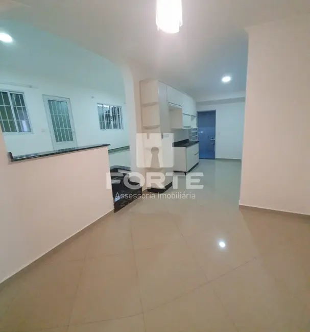 Casa com 3 quartos à venda, 213m2 em Vila Lavínia, Mogi Das Cruzes - SP - imagem 9 Foto 9 de Casa com 3 quartos à venda, 213m2 em Vila Lavínia, Mogi Das Cruzes - SP