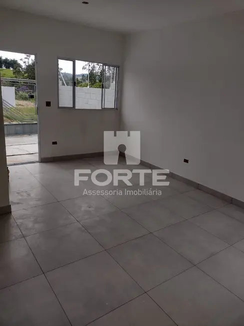 Foto 2 de Casa com 2 quartos à venda e para alugar, 50m2 em Vila São Paulo, Mogi Das Cruzes - SP