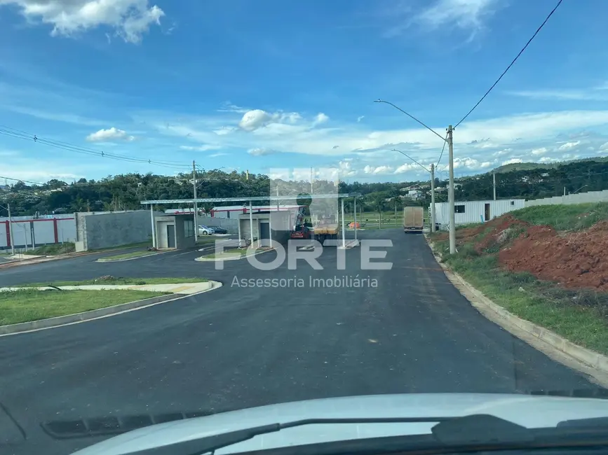 Foto 2 de Terreno / Lote à venda, 176m2 em Mogi Das Cruzes - SP