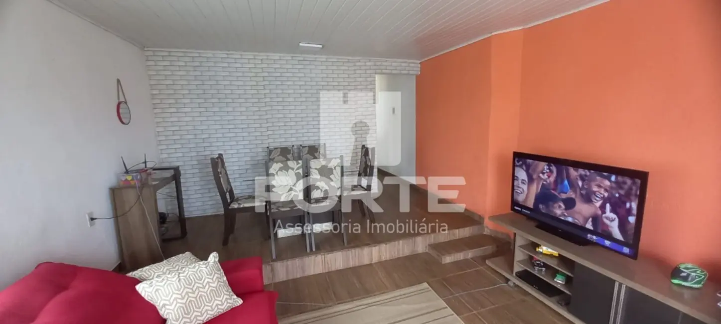 Foto 1 de Casa com 2 quartos à venda, 182m2 em Jardim Aeroporto II, Mogi Das Cruzes - SP