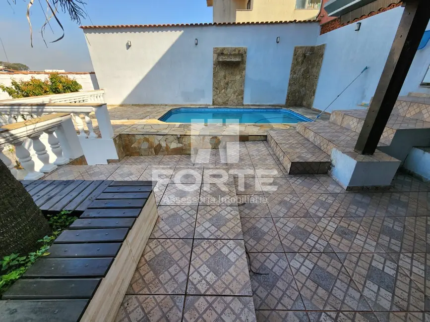 Foto 9 de Casa com 3 quartos à venda, 350m2 em Jardim Planalto, Mogi Das Cruzes - SP