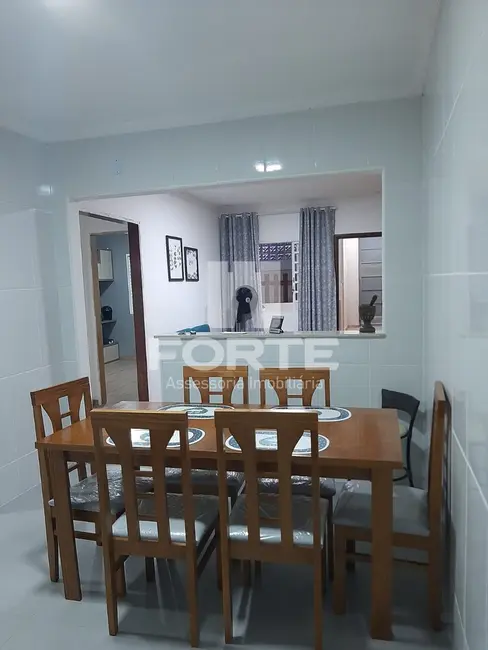 Foto 3 de Casa com 4 quartos à venda, 122m2 em Cézar de Souza, Mogi Das Cruzes - SP