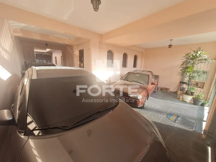 Foto 2 de Casa com 5 quartos à venda, 150m2 em Vila Monte Belo, Itaquaquecetuba - SP