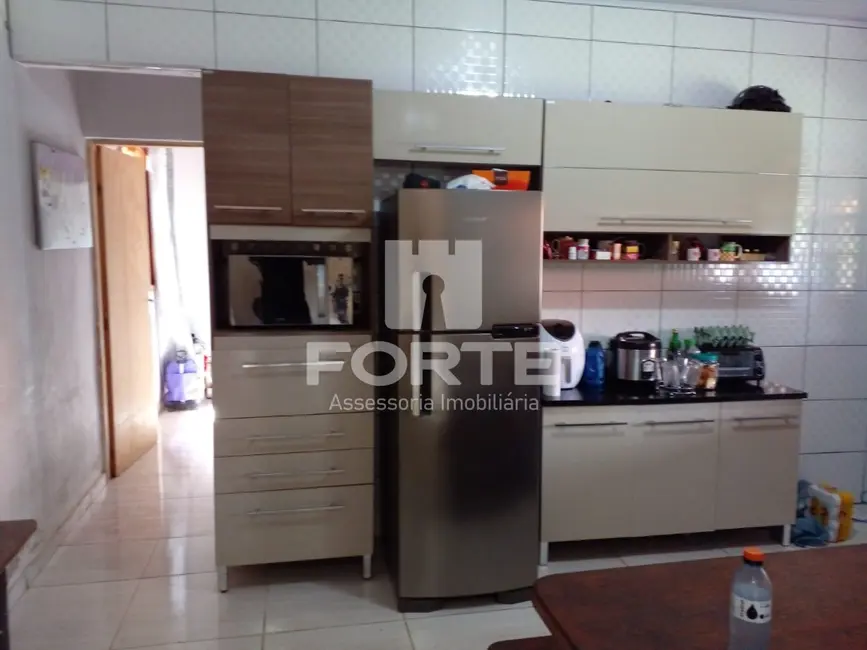 Chácara com 2 quartos à venda, 575m2 em Sao Roque - SP - imagem 5 Foto 5 de Chácara com 2 quartos à venda, 575m2 em Sao Roque - SP