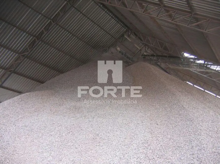 Foto 3 de Fazenda / Haras com 3 quartos à venda, 450m2 em Sao Felix Do Araguaia - MT