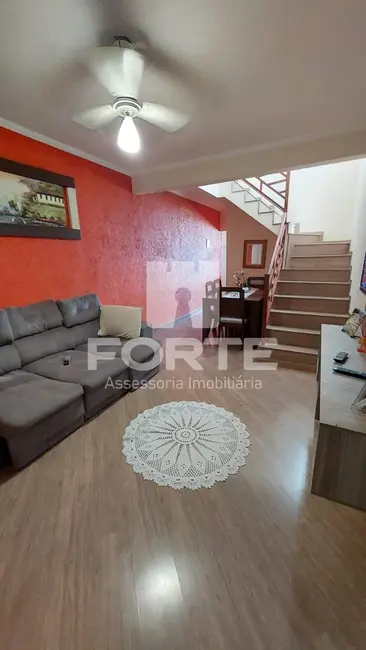 Foto 3 de Casa com 3 quartos à venda, 142m2 em Jardim Universo, Mogi Das Cruzes - SP