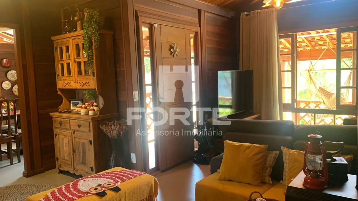 Foto 1 de Chácara com 4 quartos à venda, 250m2 em Mogi Das Cruzes - SP