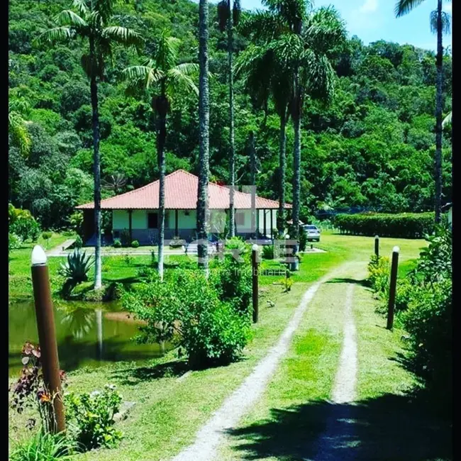 Foto 1 de Chácara com 7 quartos à venda, 370m2 em Quatinga, Mogi Das Cruzes - SP