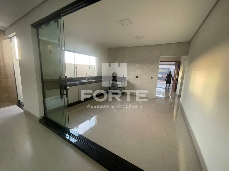 Foto 2 de Casa com 3 quartos à venda, 300m2 em Capitolio - MG