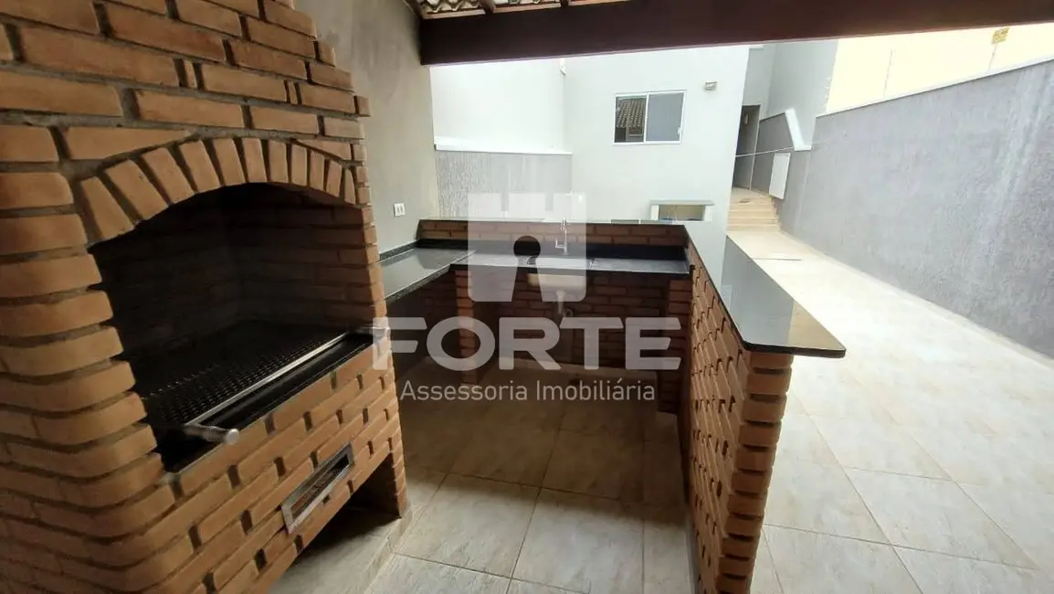 Foto 2 de Casa com 3 quartos à venda, 125m2 em Vila Suissa, Mogi Das Cruzes - SP
