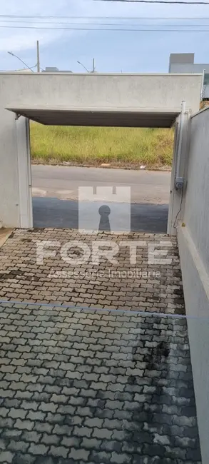 Casa com 3 quartos à venda, 300m2 em Capitolio - MG - imagem 4 Foto 4 de Casa com 3 quartos à venda, 300m2 em Capitolio - MG