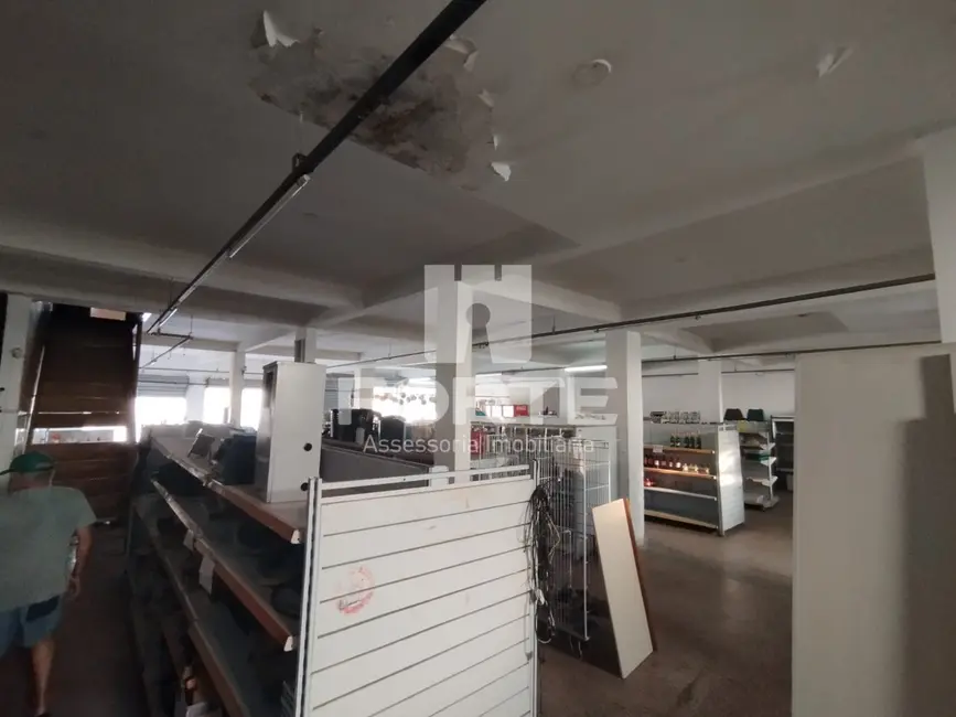 Foto 4 de Loja à venda, 340m2 em Conjunto Residencial Santo Ângelo, Mogi Das Cruzes - SP