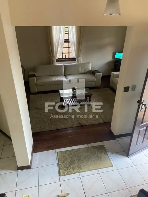 Foto 8 de Casa com 3 quartos à venda, 208m2 em Vila Suissa, Mogi Das Cruzes - SP
