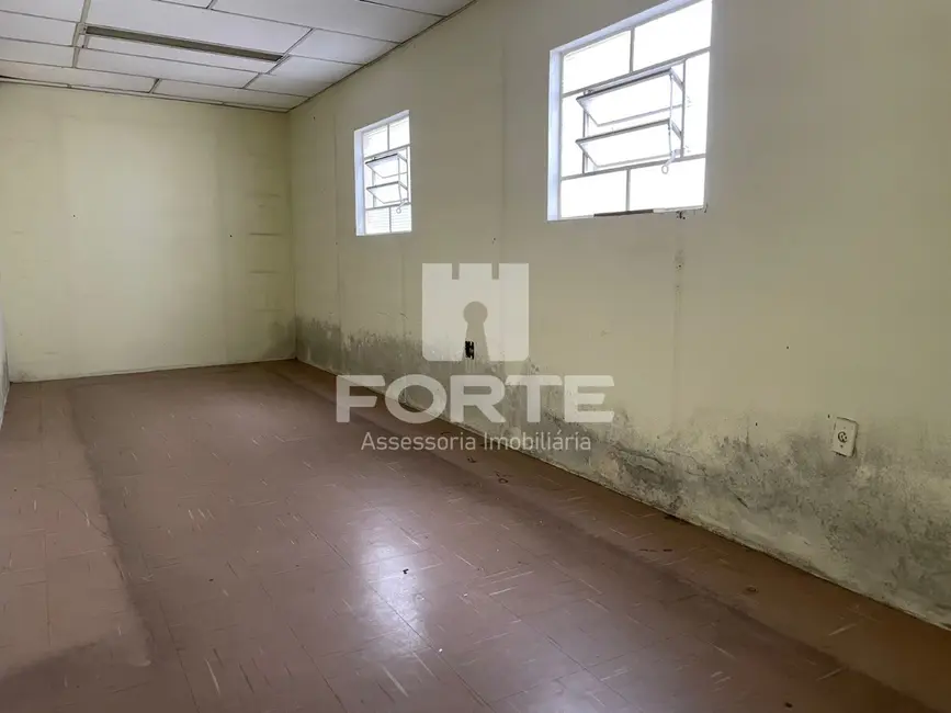 Loja à venda e para alugar, 138m2 em Centro, Mogi Das Cruzes - SP - imagem 8 Foto 8 de Loja à venda e para alugar, 138m2 em Centro, Mogi Das Cruzes - SP