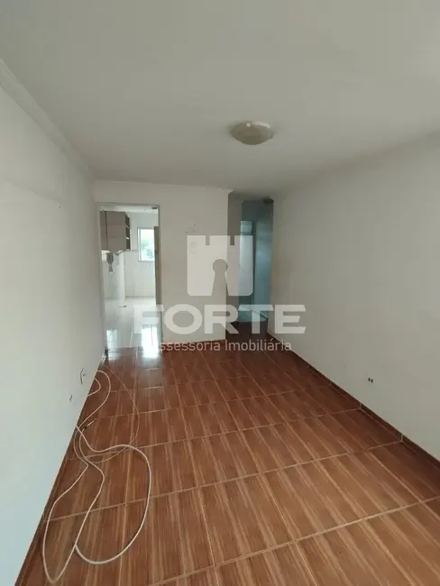 Foto 1 de Apartamento com 2 quartos para alugar, 44m2 em Jardim Marica, Mogi Das Cruzes - SP
