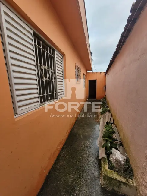 Foto 2 de Casa com 2 quartos à venda, 125m2 em Vila Ipiranga, Mogi Das Cruzes - SP