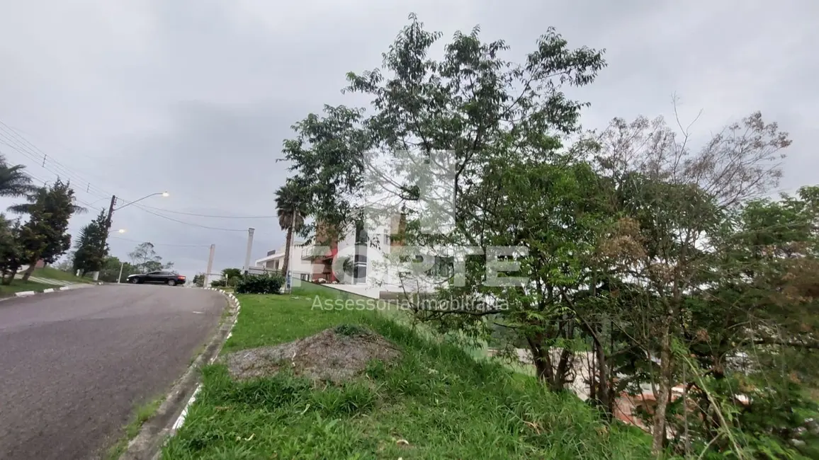 Terreno / Lote à venda, 513m2 em Caputera, Aruja - SP - imagem 4 Foto 4 de Terreno / Lote à venda, 513m2 em Caputera, Aruja - SP