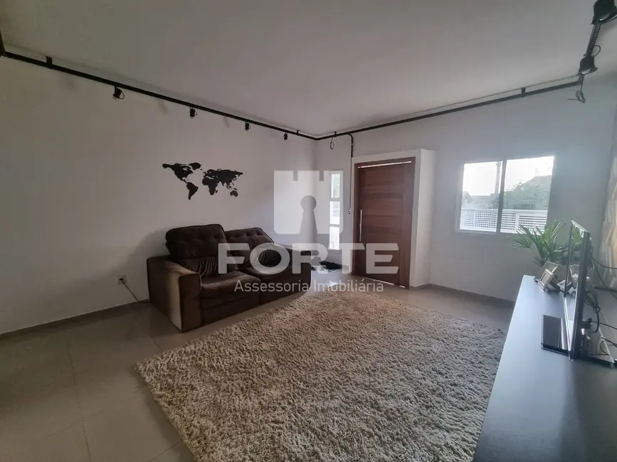 Foto 2 de Casa com 3 quartos à venda, 143m2 em Parque Morumbi, Mogi Das Cruzes - SP