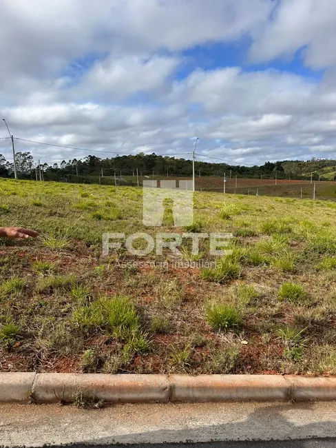 Foto 1 de Terreno / Lote à venda, 176m2 em Mogi Das Cruzes - SP