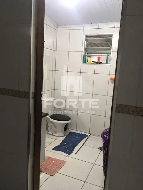 Foto 9 de Casa com 3 quartos à venda, 250m2 em Jardim Aeroporto III, Mogi Das Cruzes - SP