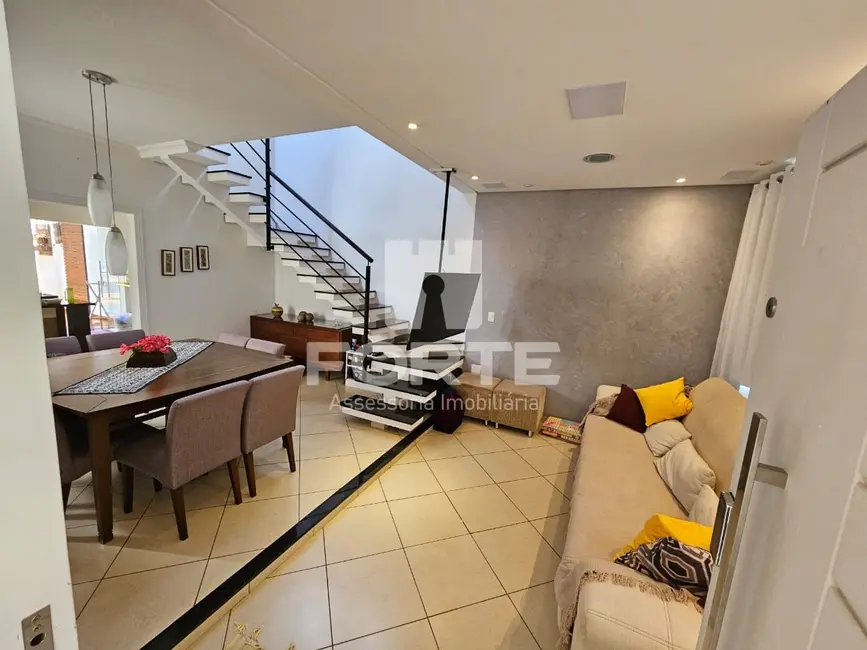 Foto 2 de Casa com 3 quartos à venda, 200m2 em Vila Nova Aparecida, Mogi Das Cruzes - SP