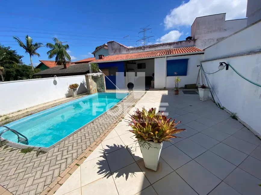 Foto 3 de Casa de Condomínio com 3 quartos à venda, 250m2 em Parque Residencial Itapeti, Mogi Das Cruzes - SP