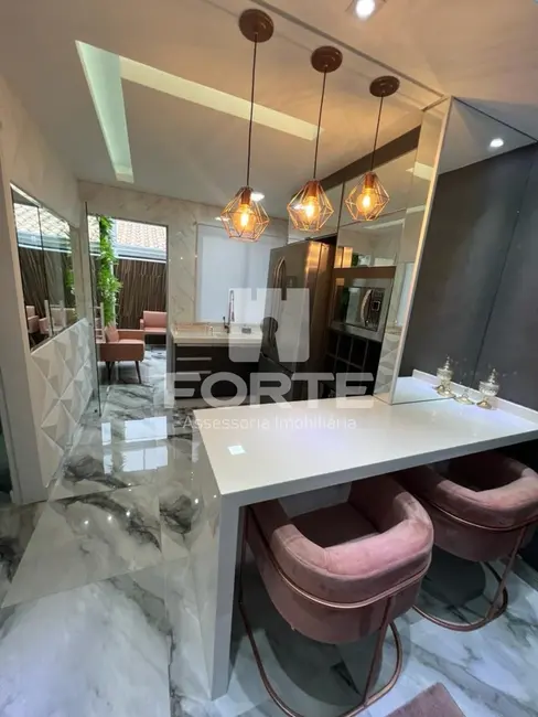 Foto 4 de Casa de Condomínio com 1 quarto à venda, 55m2 em Jardim Layr, Mogi Das Cruzes - SP