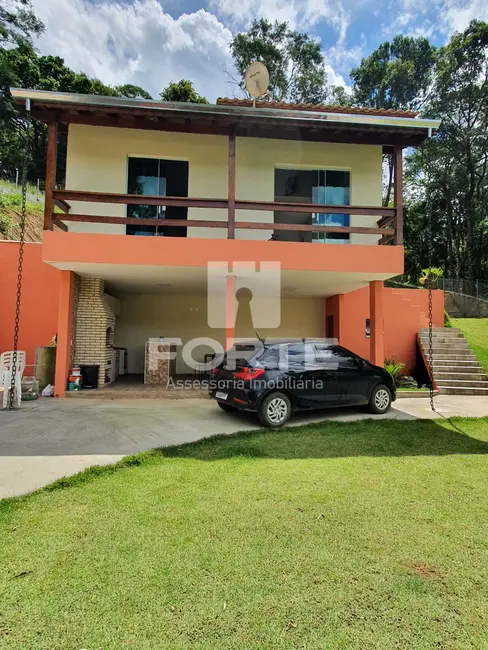 Foto 2 de Chácara com 3 quartos à venda, 117m2 em Botujuru, Mogi Das Cruzes - SP