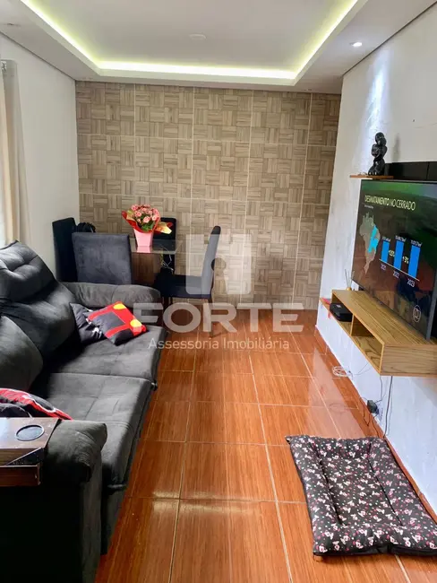 Foto 1 de Apartamento com 2 quartos à venda, 50m2 em Cézar de Souza, Mogi Das Cruzes - SP