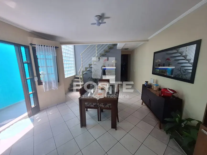 Foto 5 de Casa com 3 quartos à venda, 248m2 em Cézar de Souza, Mogi Das Cruzes - SP