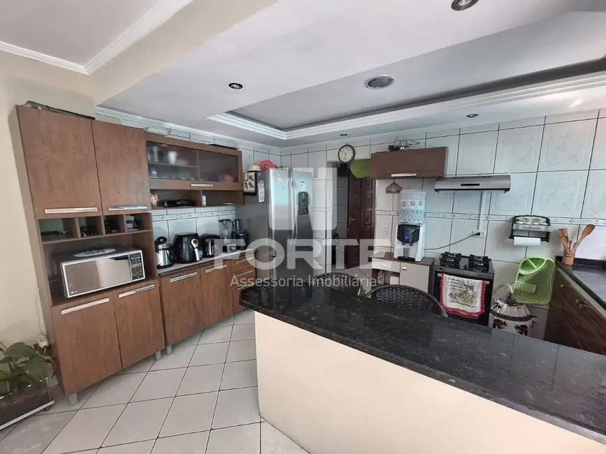 Foto 7 de Casa com 3 quartos à venda, 248m2 em Cézar de Souza, Mogi Das Cruzes - SP