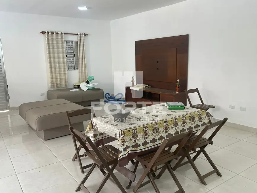 Casa com 4 quartos à venda, 590m2 em Chácara Guanabara, Mogi Das Cruzes - SP - imagem 9 Foto 9 de Casa com 4 quartos à venda, 590m2 em Chácara Guanabara, Mogi Das Cruzes - SP