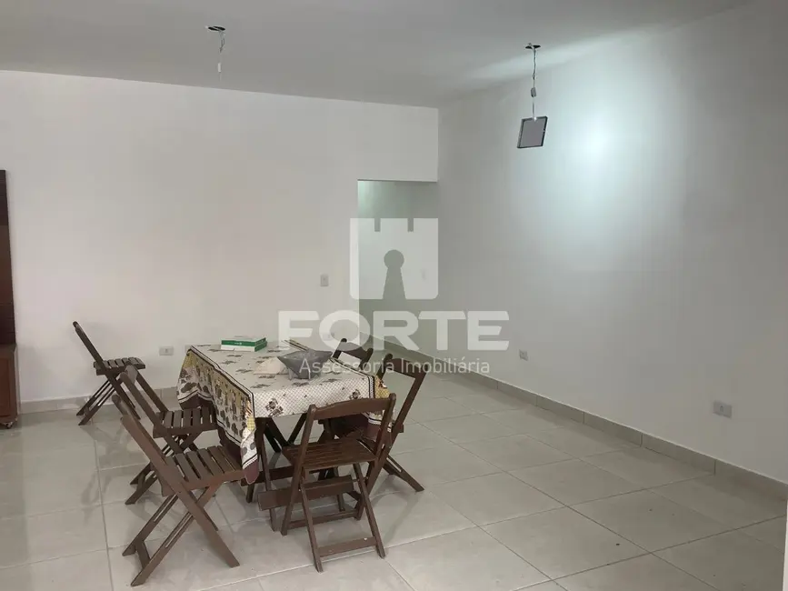 Casa com 4 quartos à venda, 590m2 em Chácara Guanabara, Mogi Das Cruzes - SP - imagem 8 Foto 8 de Casa com 4 quartos à venda, 590m2 em Chácara Guanabara, Mogi Das Cruzes - SP