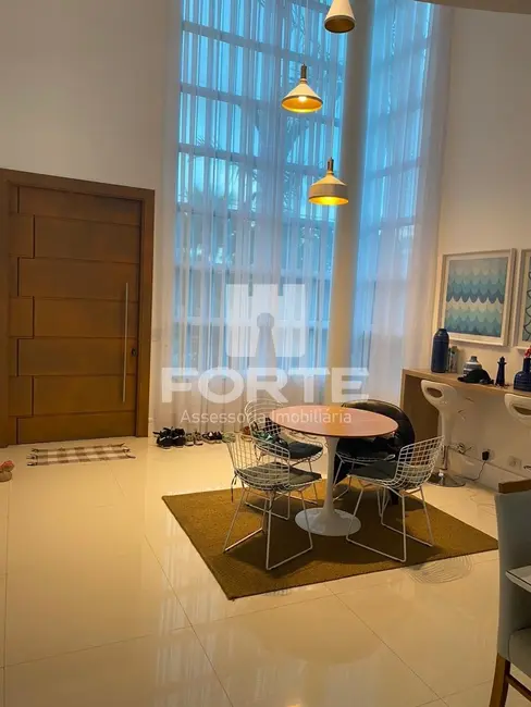 Casa de Condomínio com 3 quartos à venda, 195m2 em Bertioga - SP - imagem 4 Foto 4 de Casa de Condomínio com 3 quartos à venda, 195m2 em Bertioga - SP