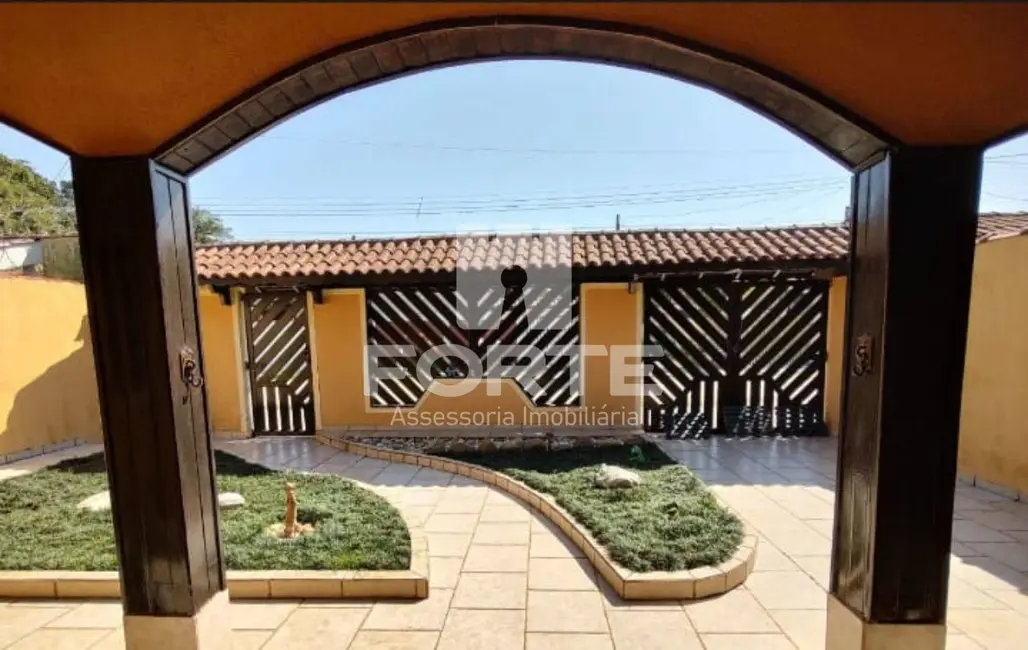 Foto 2 de Casa com 3 quartos à venda, 189m2 em Bertioga - SP