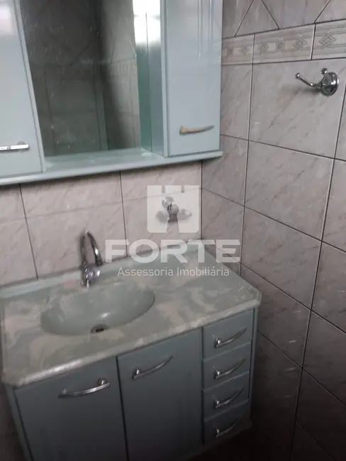 Foto 6 de Casa com 4 quartos à venda, 208m2 em Jardim Estela, Poa - SP