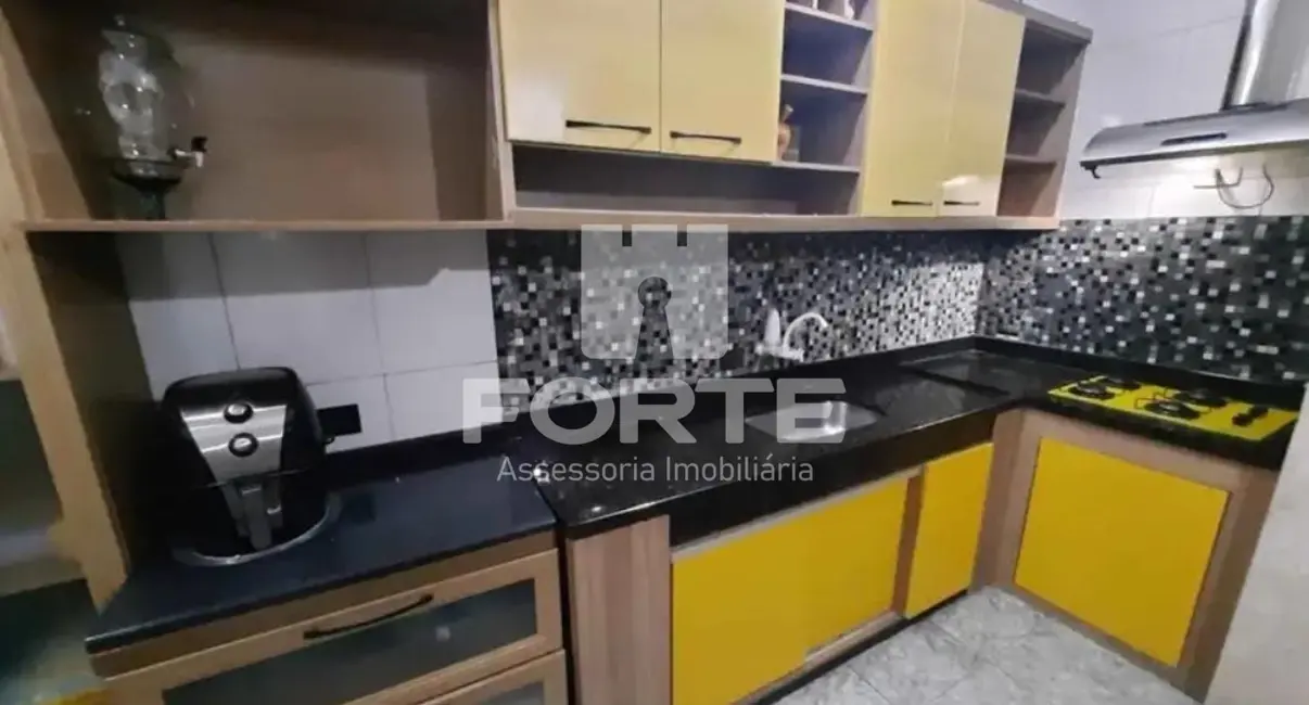 Foto 7 de Casa com 2 quartos à venda, 115m2 em Jardim Layr, Mogi Das Cruzes - SP