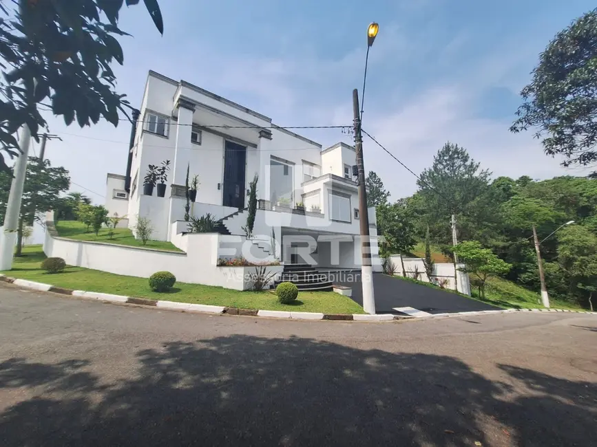 Foto 9 de Casa com 4 quartos à venda e para alugar, 850m2 em Jardim Aracy, Mogi Das Cruzes - SP