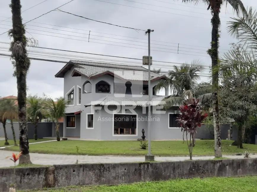 Casa de Condomínio com 4 quartos à venda, 170m2 em Bertioga - SP - imagem 4 Foto 4 de Casa de Condomínio com 4 quartos à venda, 170m2 em Bertioga - SP