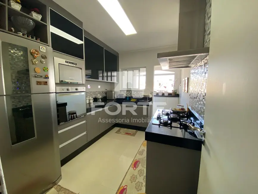 Foto 5 de Apartamento com 3 quartos à venda, 90m2 em Vila Suissa, Mogi Das Cruzes - SP
