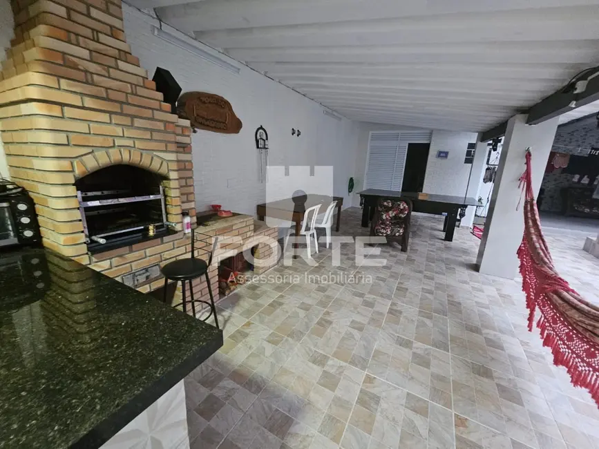 Foto 2 de Casa com 3 quartos à venda, 176m2 em Vila São Francisco, Mogi Das Cruzes - SP