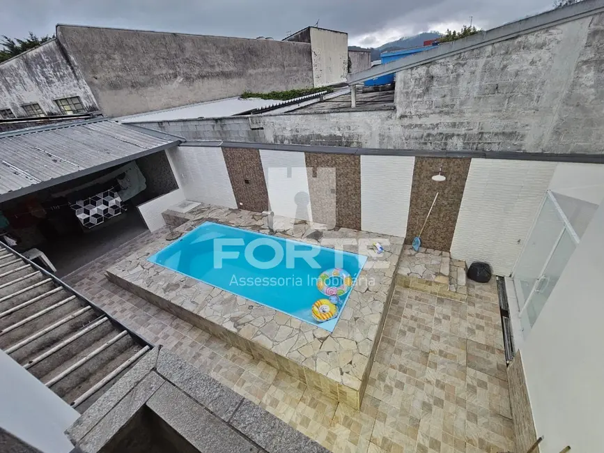 Foto 3 de Casa com 3 quartos à venda e para alugar, 176m2 em Vila São Francisco, Mogi Das Cruzes - SP