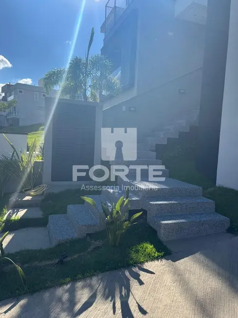 Casa de Condomínio com 3 quartos à venda, 220m2 em Fazenda Rodeio, Mogi Das Cruzes - SP - imagem 4 Foto 4 de Casa de Condomínio com 3 quartos à venda, 220m2 em Fazenda Rodeio, Mogi Das Cruzes - SP