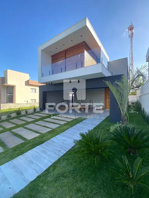 Foto 1 de Casa de Condomínio com 3 quartos à venda, 200m2 em Fazenda Rodeio, Mogi Das Cruzes - SP