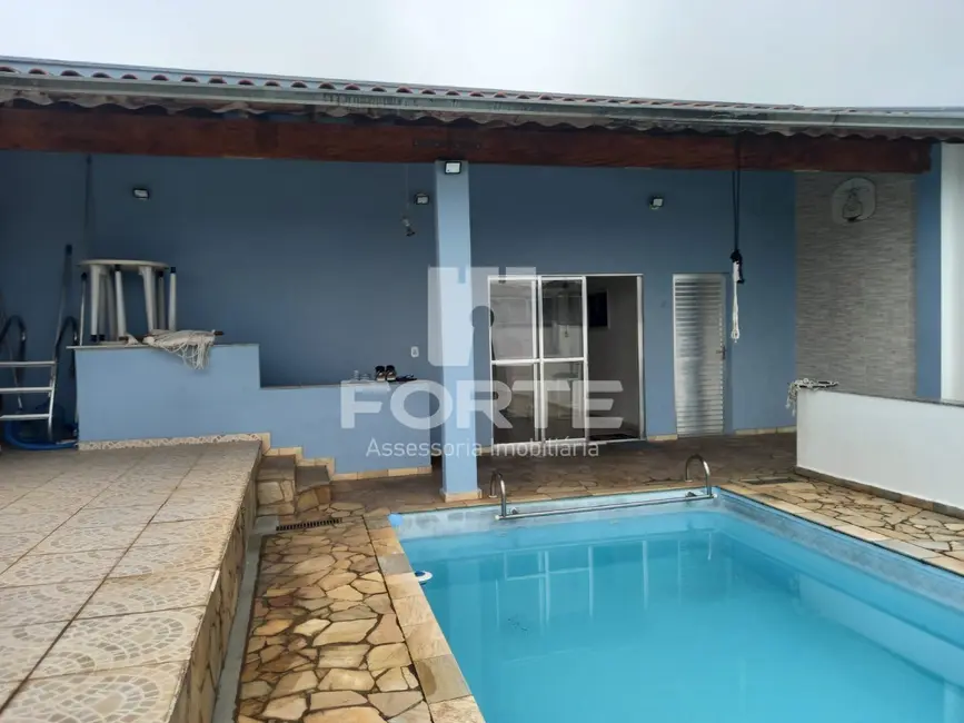 Foto 1 de Casa com 3 quartos à venda, 215m2 em Conjunto Habitacional São Sebastião, Mogi Das Cruzes - SP