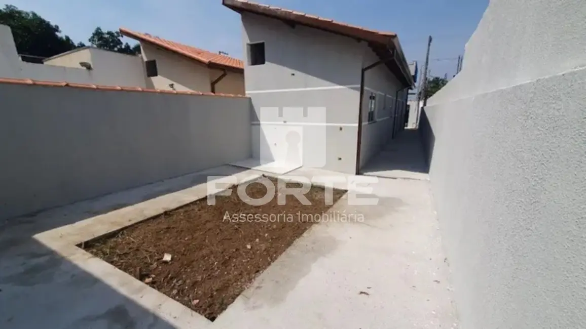 Foto 6 de Casa com 2 quartos à venda, 65m2 em Jardim Santos Dumont III, Mogi Das Cruzes - SP