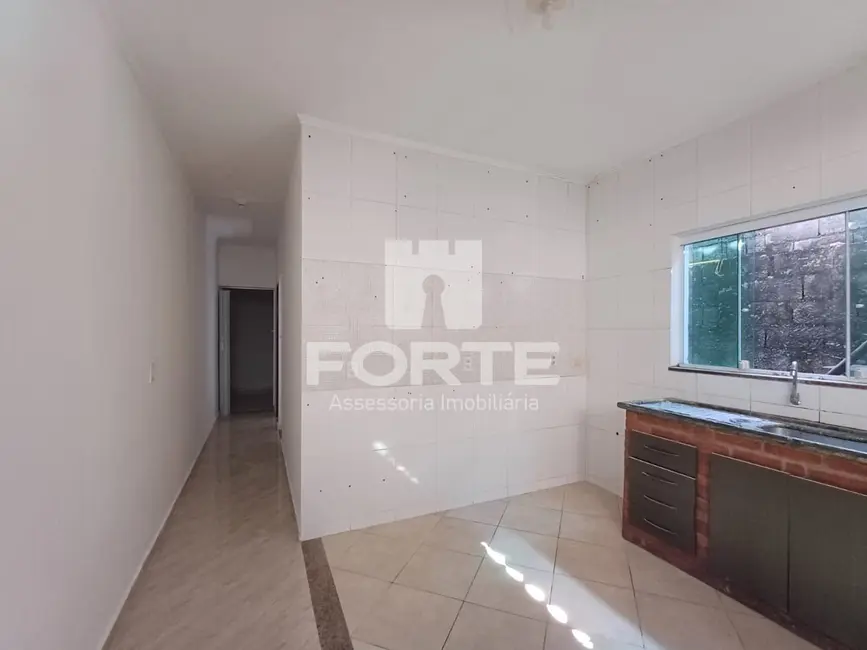 Foto 2 de Casa com 2 quartos à venda, 125m2 em Jardim Planalto, Mogi Das Cruzes - SP